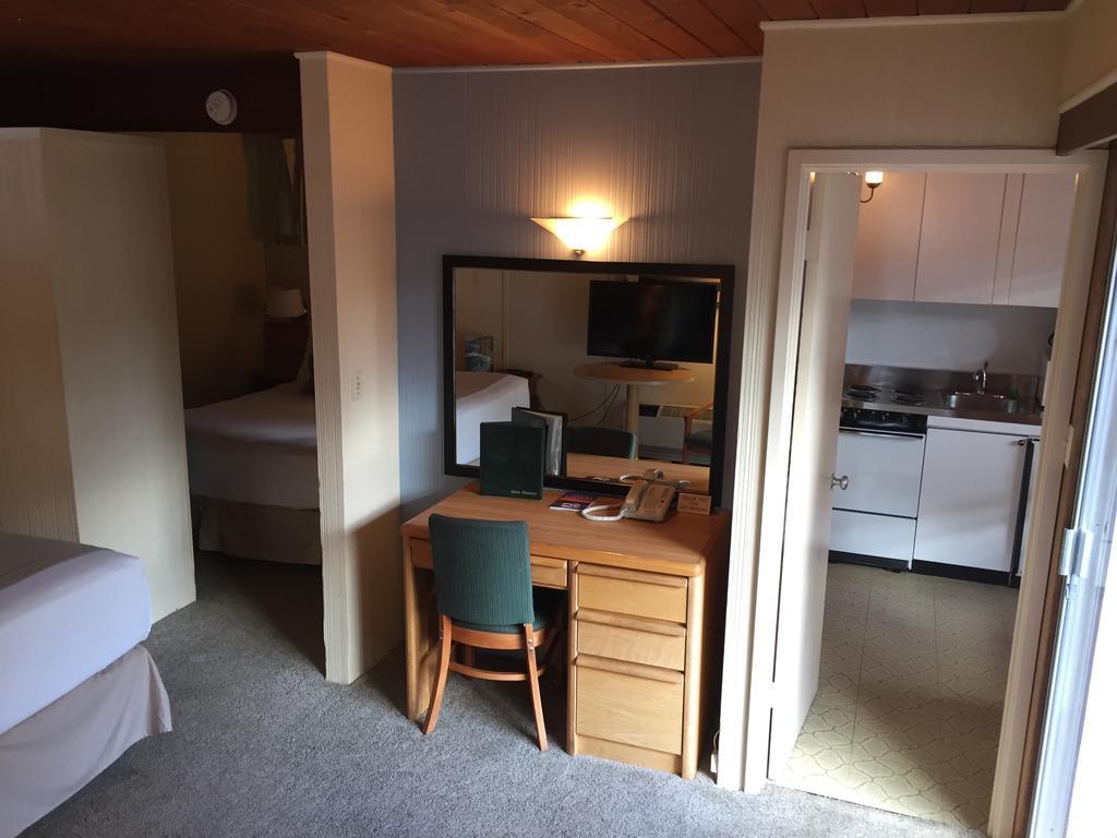 The Blue Sky Lodge カーメル・バレー エクステリア 写真